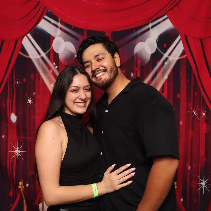 Melómano 12-Year Anniversary Photobooth! gallery photo