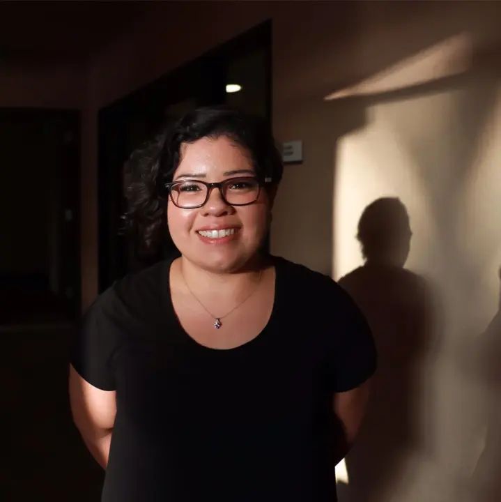 It's #TeamSpotlightTuesday 🙌🏼🙌🏼 This week we are introducing Analisa Here are a few interesting things about her: -Her favorite movie is 50 First Dates -Analisa starte