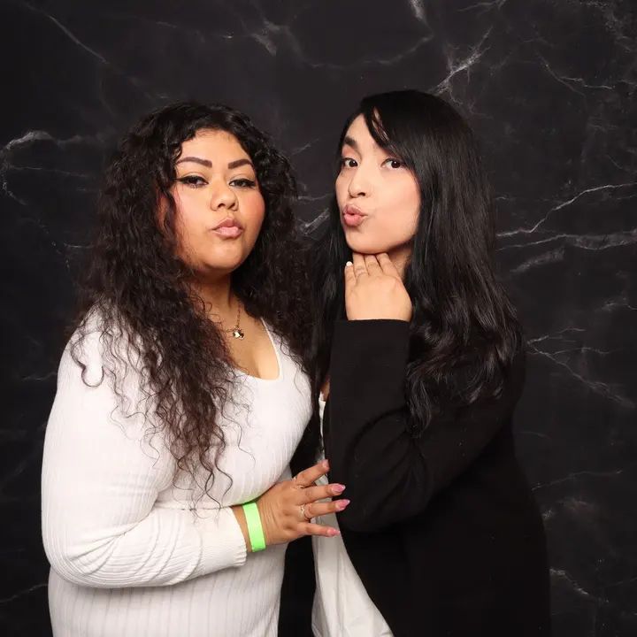 Melomano Winter White Social Photobooth 12/2025 gallery photo