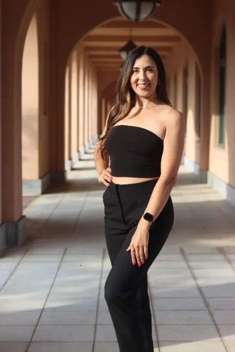 Get to know our dream team! Our dream team are the friendly faces that welcome you at check in 😃💃🏻🕺🏻 Meet Cheyanne Yeats!! 🤗 In addition to dance Cheyanne enjoys chee