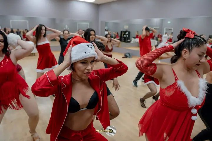Melomano Holiday Lingerie & Pajama Social 12/23 gallery photo