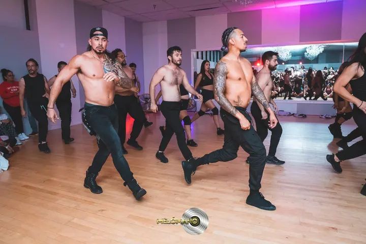 The Melómano Lingerie & Pajama Party! Download our app for more upcoming events! 📱 ⤵️ https://melomano.us/download-app/