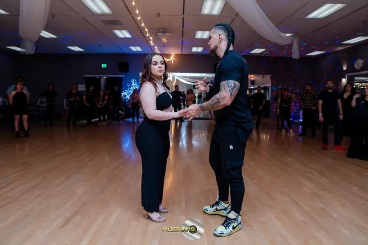 The Melómano Bachata Footwork Debut gallery photo