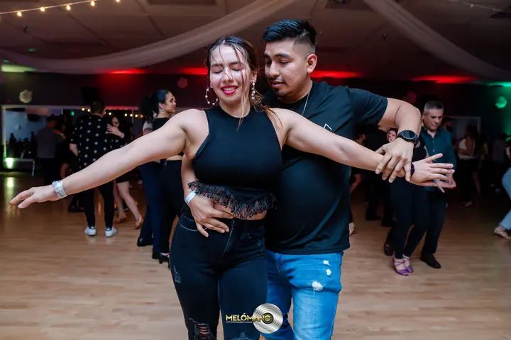 The Melómano Bachata Footwork Debut gallery photo