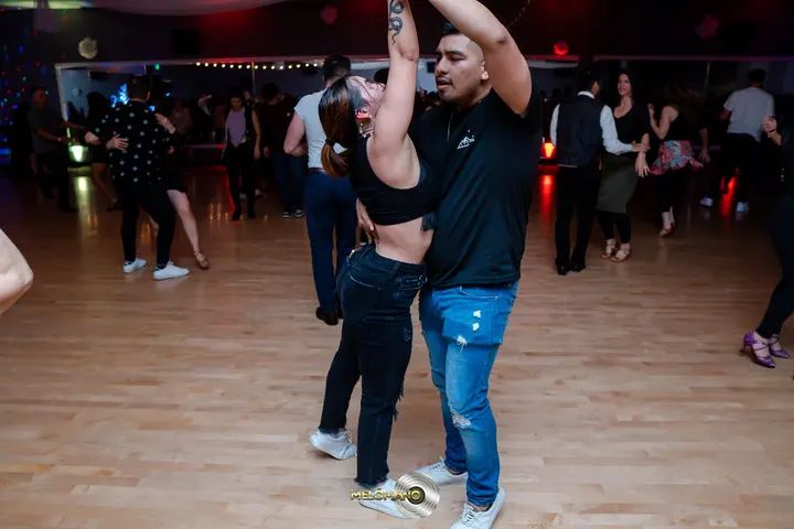 The Melómano Bachata Footwork Debut gallery photo