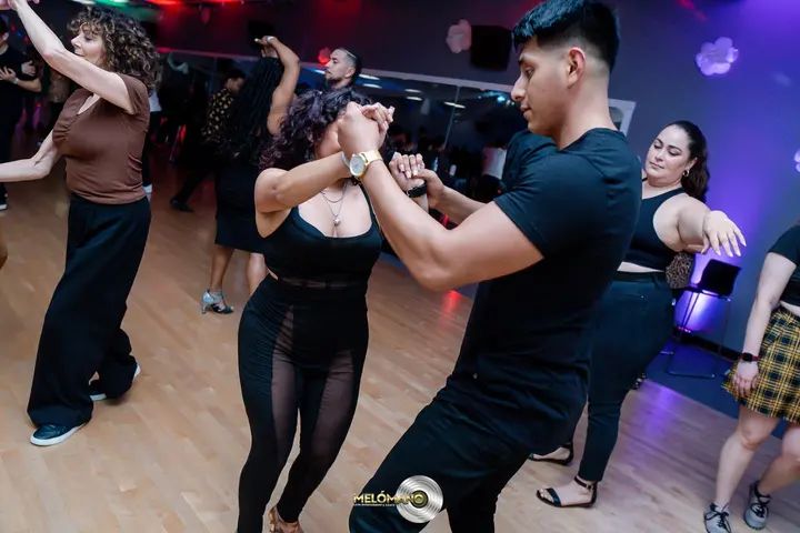 The Melómano Bachata Footwork Debut gallery photo