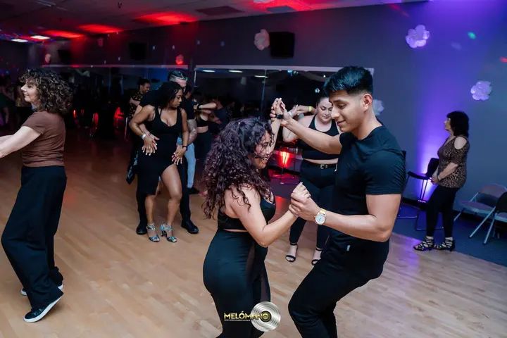 The Melómano Bachata Footwork Debut gallery photo