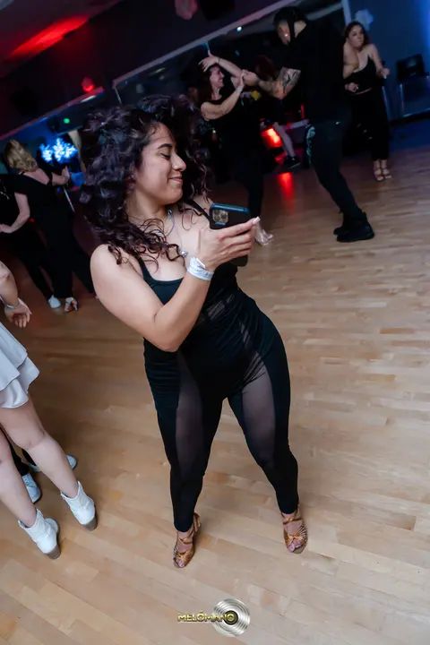 The Melómano Bachata Footwork Debut gallery photo