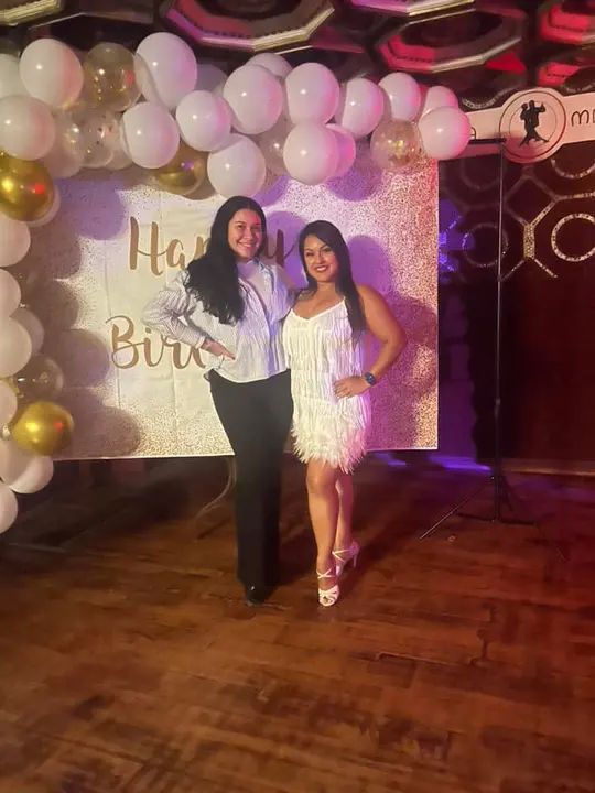 Thank you to everyone who came out to the first Melómano Social of the year!!! 🎉 We celebrated the beautiful Diana Trigo! We also celebrated Nikhil and Jesse!!! We had an ab