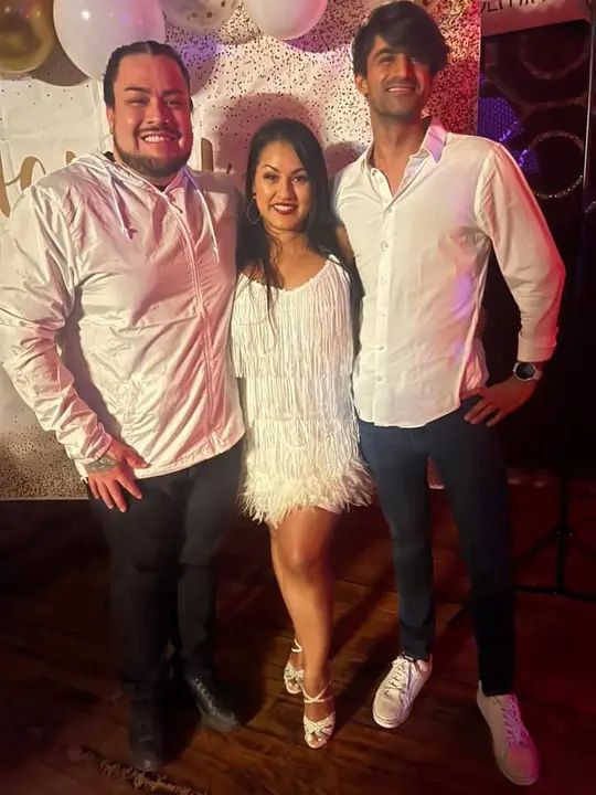 Thank you to everyone who came out to the first Melómano Social of the year!!! 🎉 We celebrated the beautiful Diana Trigo! We also celebrated Nikhil and Jesse!!! We had an ab