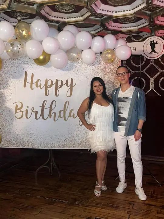 Thank you to everyone who came out to the first Melómano Social of the year!!! 🎉 We celebrated the beautiful Diana Trigo! We also celebrated Nikhil and Jesse!!! We had an ab