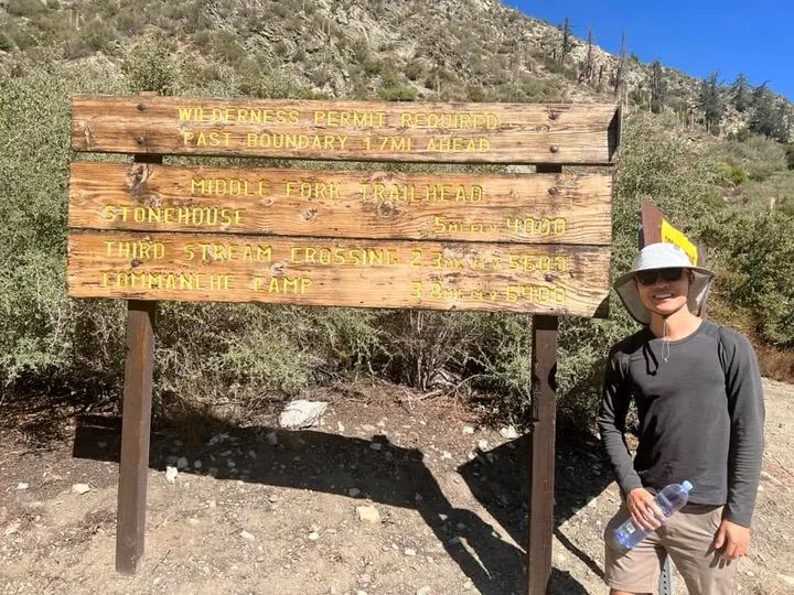 Melómano Hiking Trip ☀️🪵🌳 gallery photo