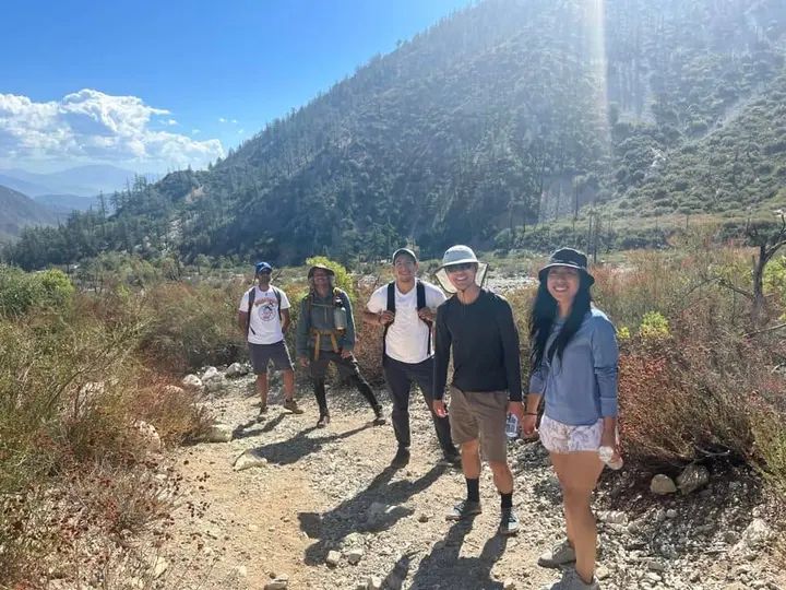 Melómano Hiking Trip ☀️🪵🌳 gallery photo