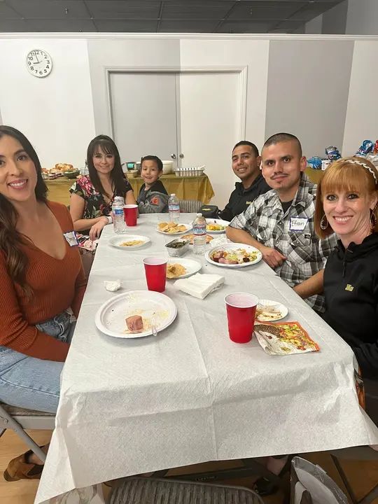 Melómano Friendsgiving 2021 💓 gallery photo