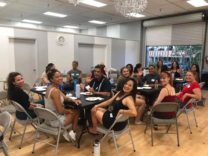 Had a blast with the Melómano Fam during our pizza night!! We did a fun getting to know You mixer and found out A LOT of interesting things about each other!! We love our Fam