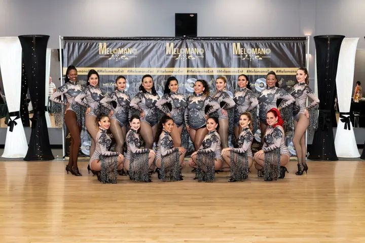 Photoshoot pics! Just another perk of being part of the Melómano Dance Family!!! Learn more about our classes, dance teams, and events at www.melomano.us