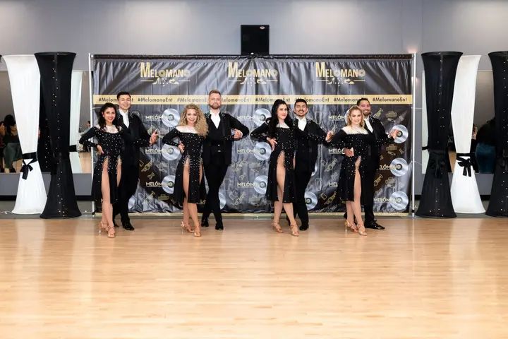 Photoshoot pics! Just another perk of being part of the Melómano Dance Family!!! Learn more about our classes, dance teams, and events at www.melomano.us