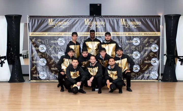 Photoshoot pics! Just another perk of being part of the Melómano Dance Family!!! Learn more about our classes, dance teams, and events at www.melomano.us