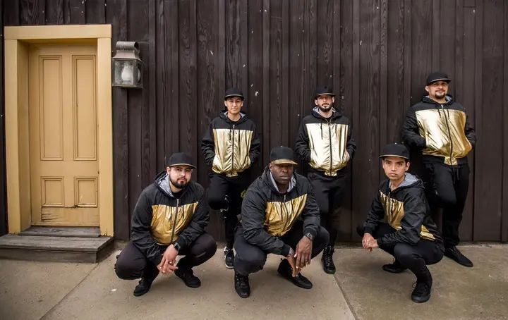 Photoshoot pics! Just another perk of being part of the Melómano Dance Family!!! Learn more about our classes, dance teams, and events at www.melomano.us