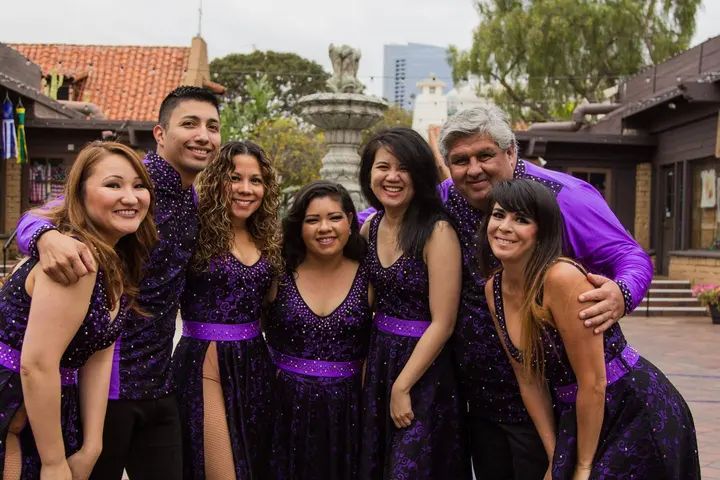 Photoshoot pics! Just another perk of being part of the Melómano Dance Family!!! Learn more about our classes, dance teams, and events at www.melomano.us