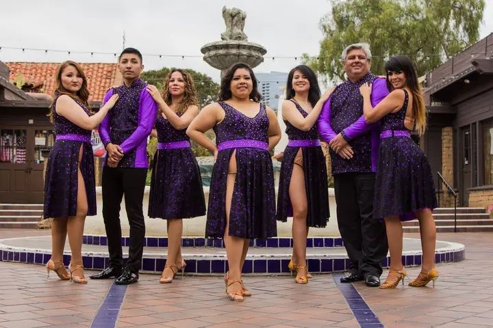 Photoshoot pics! Just another perk of being part of the Melómano Dance Family!!! Learn more about our classes, dance teams, and events at www.melomano.us