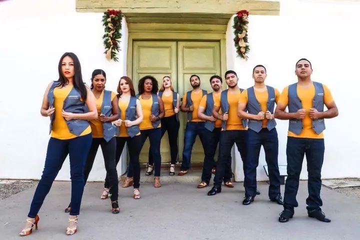 Photoshoot pics! Just another perk of being part of the Melómano Dance Family!!! Learn more about our classes, dance teams, and events at www.melomano.us