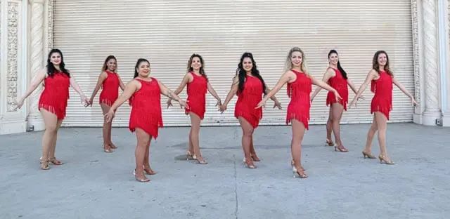 Photoshoot pics! Just another perk of being part of the Melómano Dance Family!!! Learn more about our classes, dance teams, and events at www.melomano.us