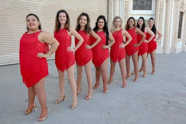Photoshoot pics! Just another perk of being part of the Melómano Dance Family!!! Learn more about our classes, dance teams, and events at www.melomano.us