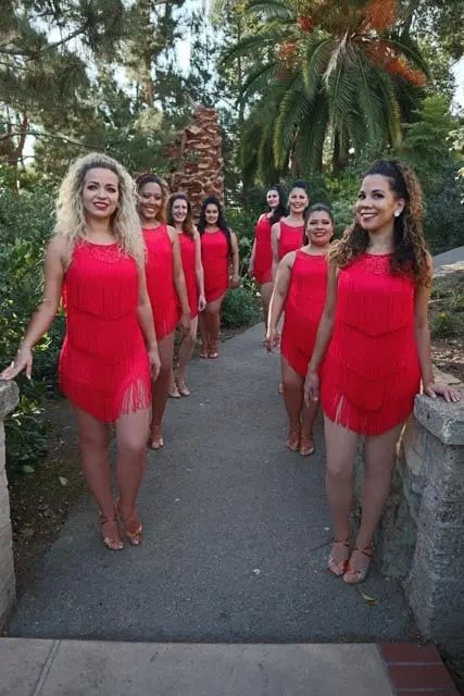 Photoshoot pics! Just another perk of being part of the Melómano Dance Family!!! Learn more about our classes, dance teams, and events at www.melomano.us