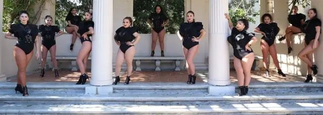 Photoshoot pics! Just another perk of being part of the Melómano Dance Family!!! Learn more about our classes, dance teams, and events at www.melomano.us