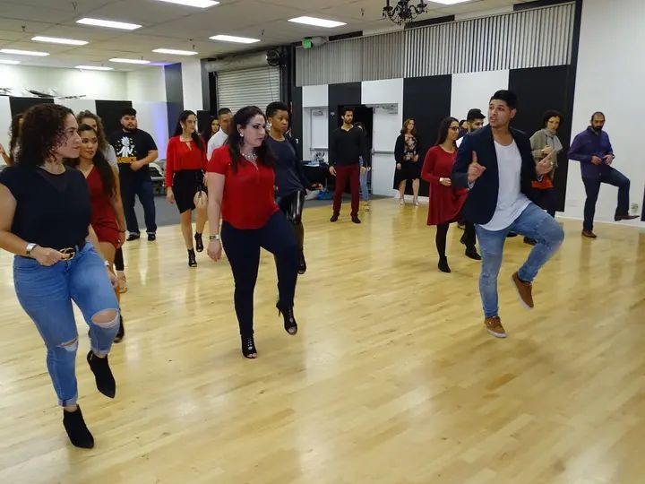 DECEMBER 2018 BACHATA SOCIAL gallery photo