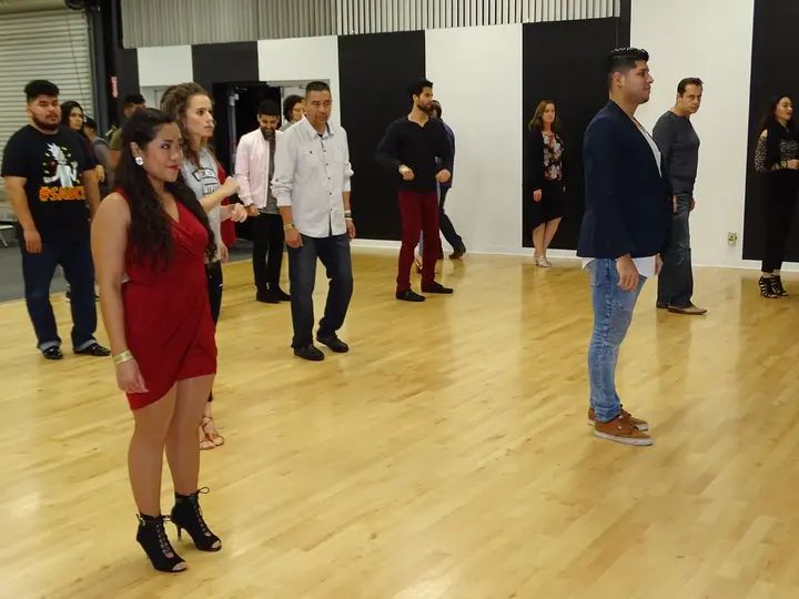 DECEMBER 2018 BACHATA SOCIAL gallery photo
