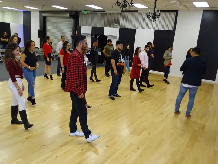 DECEMBER 2018 BACHATA SOCIAL gallery photo