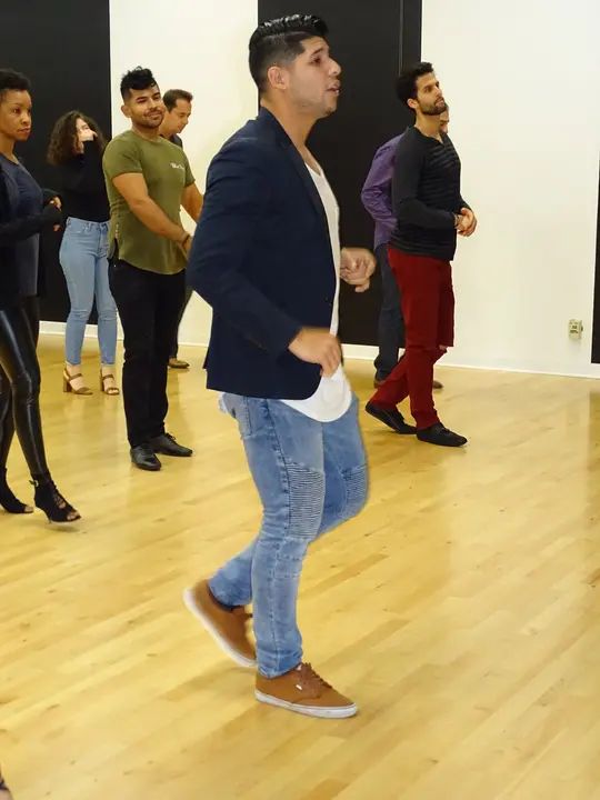 DECEMBER 2018 BACHATA SOCIAL gallery photo