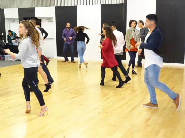 DECEMBER 2018 BACHATA SOCIAL gallery photo