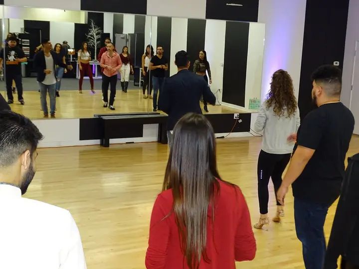 DECEMBER 2018 BACHATA SOCIAL gallery photo