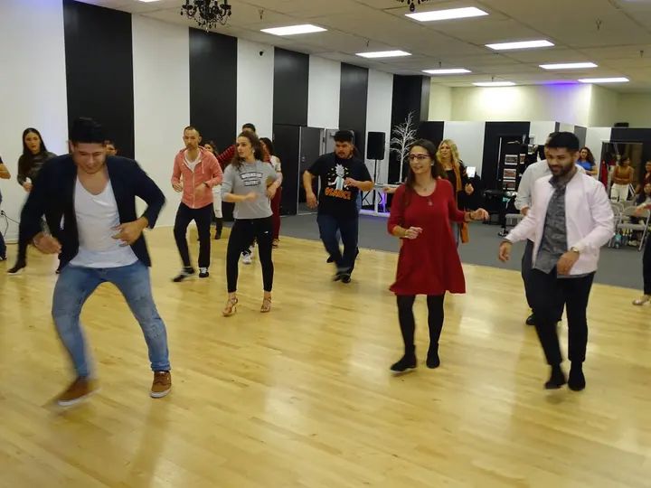 DECEMBER 2018 BACHATA SOCIAL gallery photo