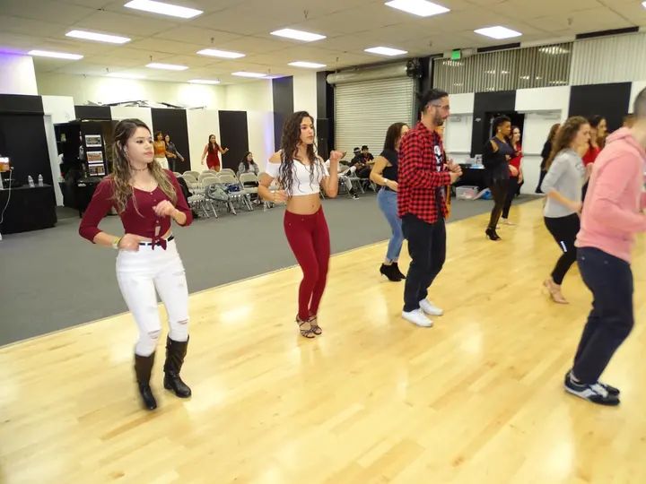 DECEMBER 2018 BACHATA SOCIAL gallery photo