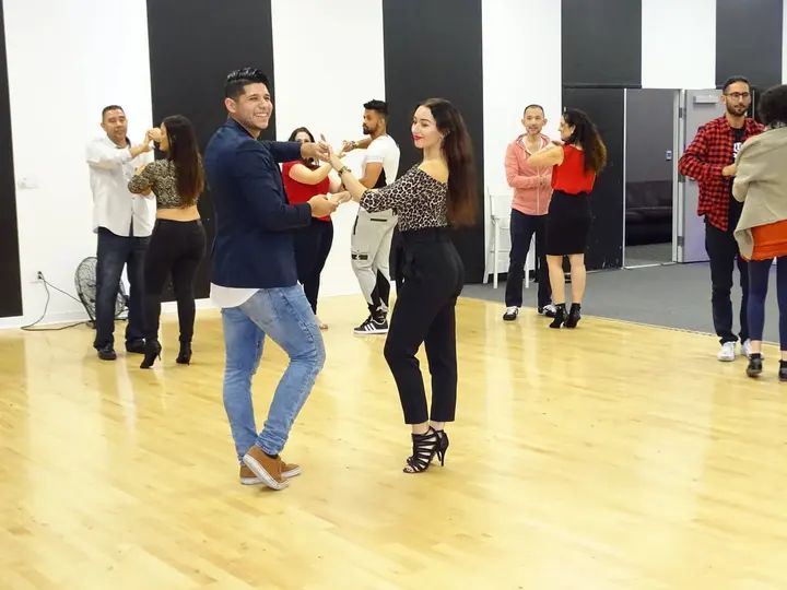 DECEMBER 2018 BACHATA SOCIAL gallery photo