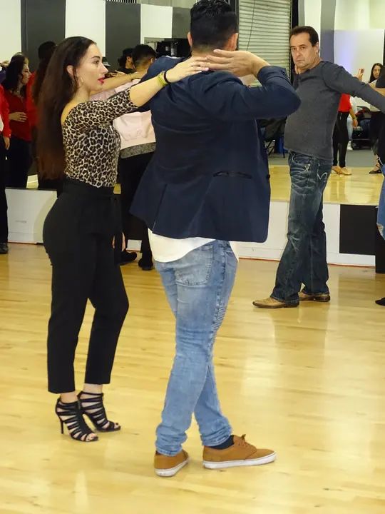 DECEMBER 2018 BACHATA SOCIAL gallery photo
