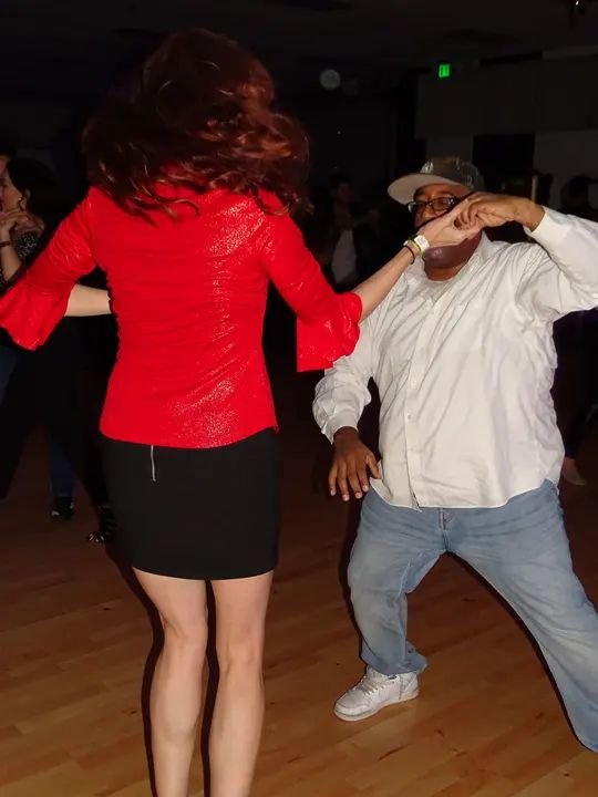 DECEMBER 2018 BACHATA SOCIAL gallery photo