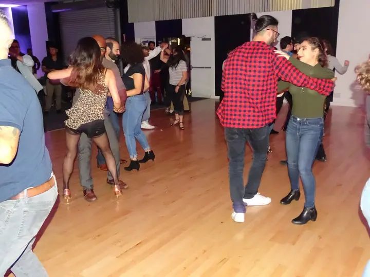 DECEMBER 2018 BACHATA SOCIAL gallery photo