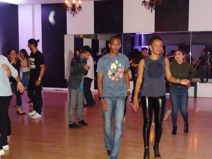 DECEMBER 2018 BACHATA SOCIAL gallery photo