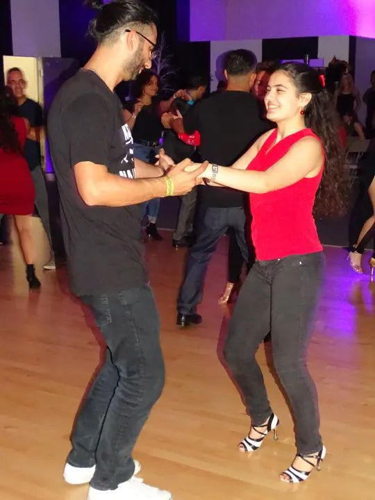 DECEMBER 2018 BACHATA SOCIAL gallery photo