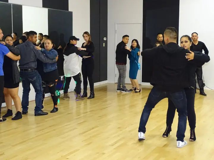 Melómano Bachata Social February 2019 gallery photo