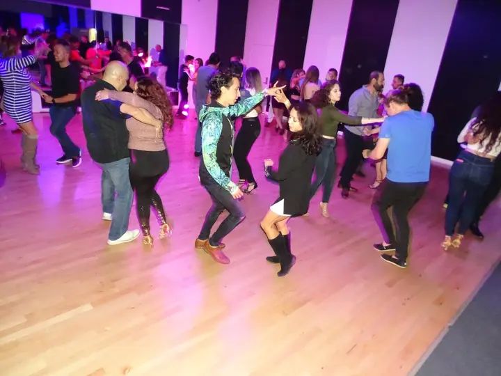 Melómano Bachata Social February 2019 gallery photo