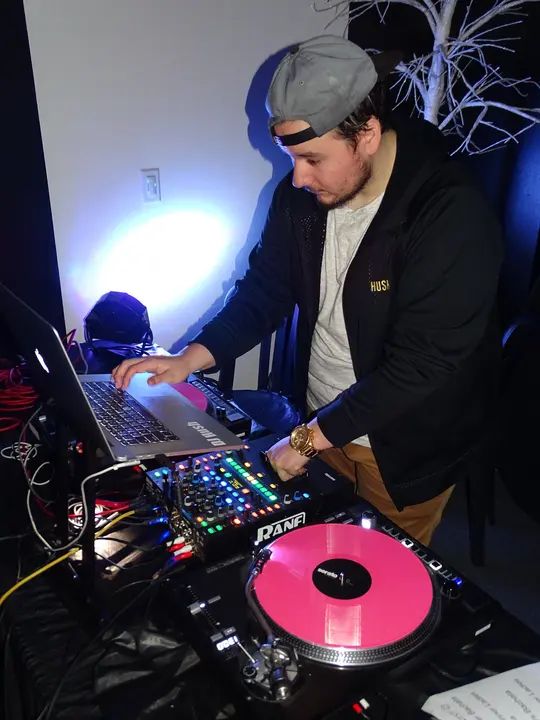 Melómano Bachata Social February 2019 gallery photo