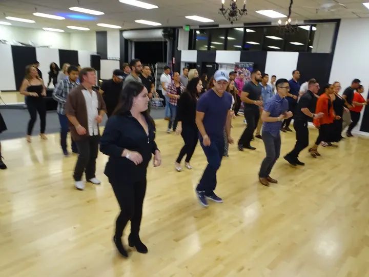 Melomano April 2019 Bachata Social gallery photo