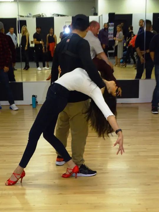 Melomano April 2019 Bachata Social gallery photo