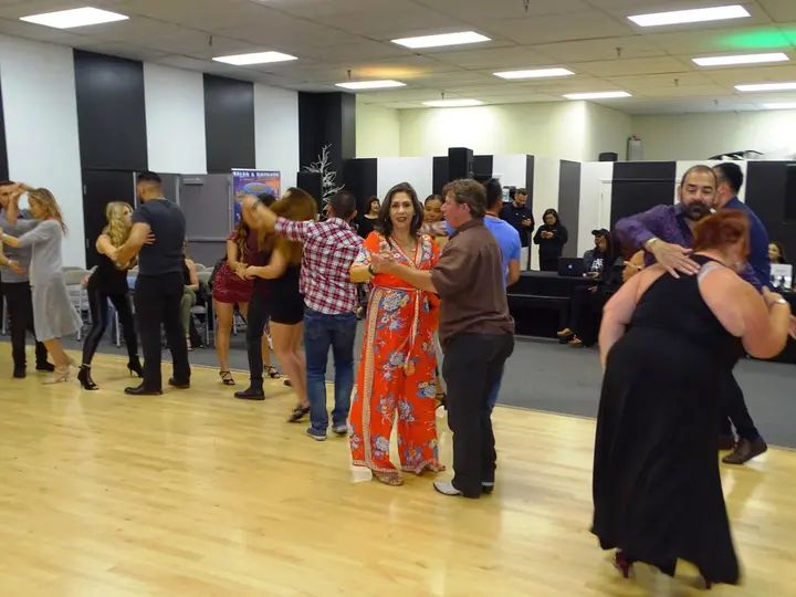 Melomano April 2019 Bachata Social gallery photo
